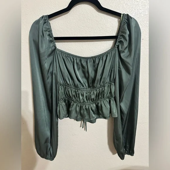 Mixed Threads Tie Front Square Neck Hunter Green Peasant Crop Blouse - Picture 9 of 13